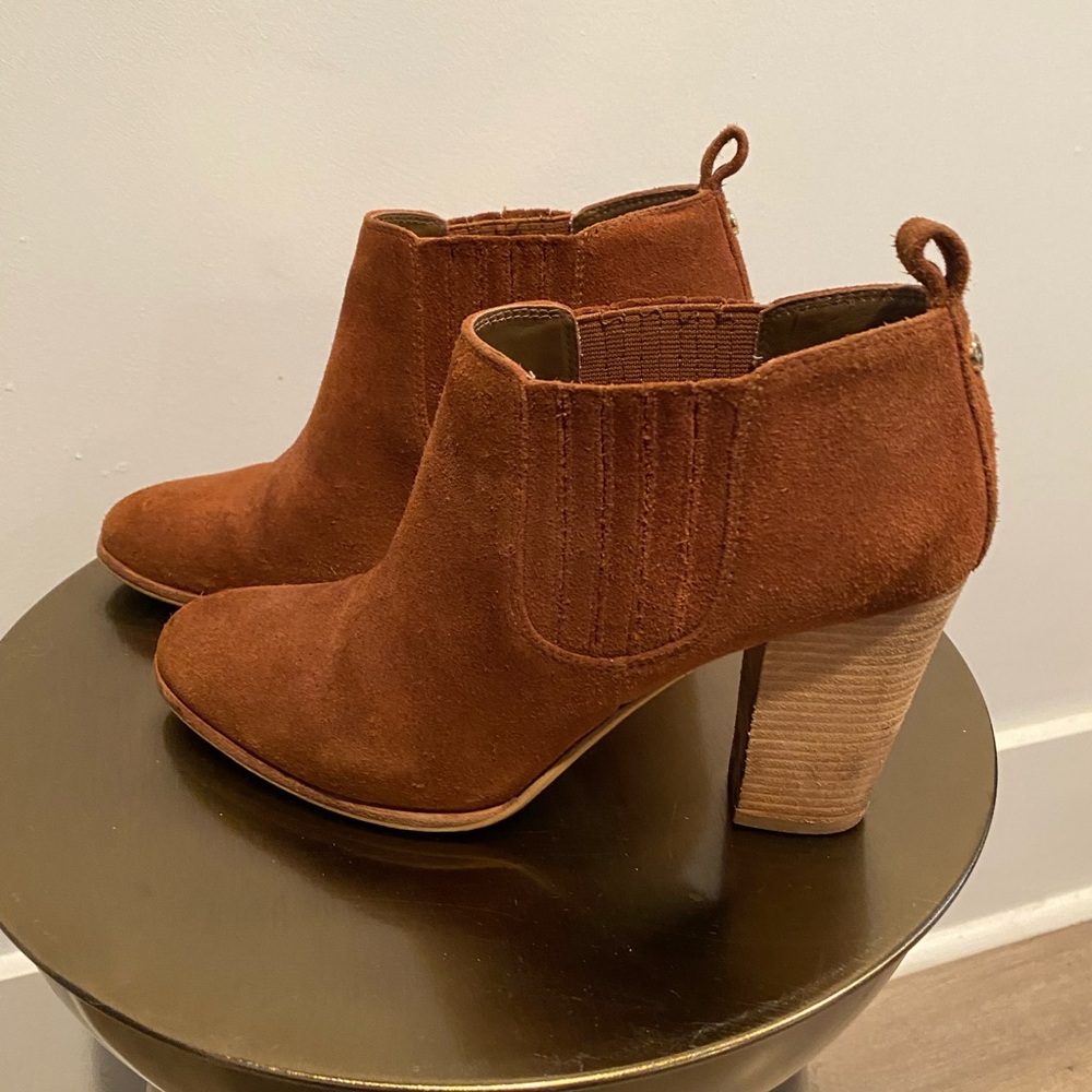 Michael Michael Kors brown heeled booties